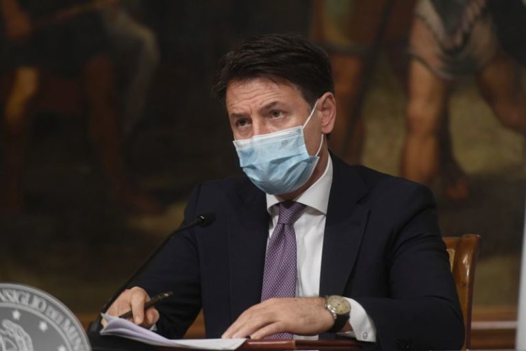 Ok Camera a scostamento, Conte “Avanti con dialogo”