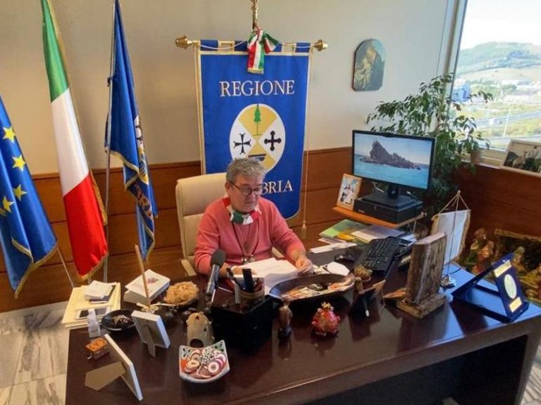 Ospedali Covid in Calabria, Spirlì “Riconvertiti 234 posti letto”