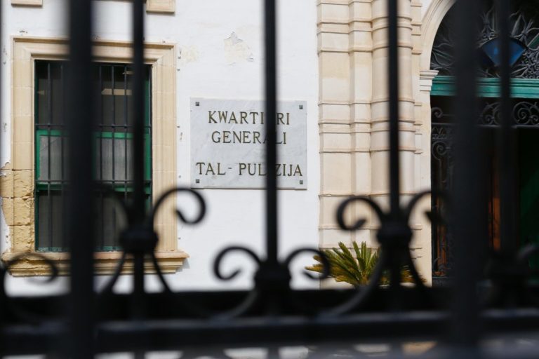 Malta, police seize illegal IPTV equipment