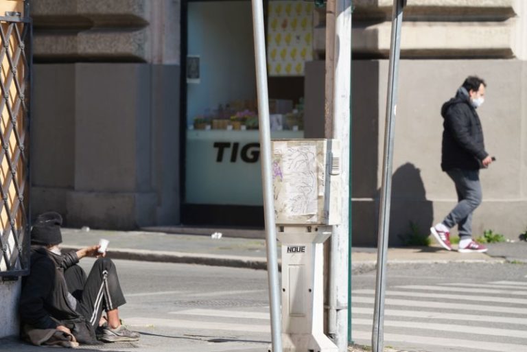 Roma, potenziato il Piano Freddo per le persone senza dimora
