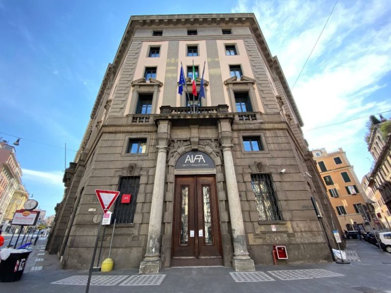 Coronavirus, Aifa “Rafforzata la collaborazione con le Regioni”