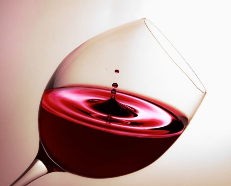 Nel 2020 cresce solo un’azienda vitivinicola su 10