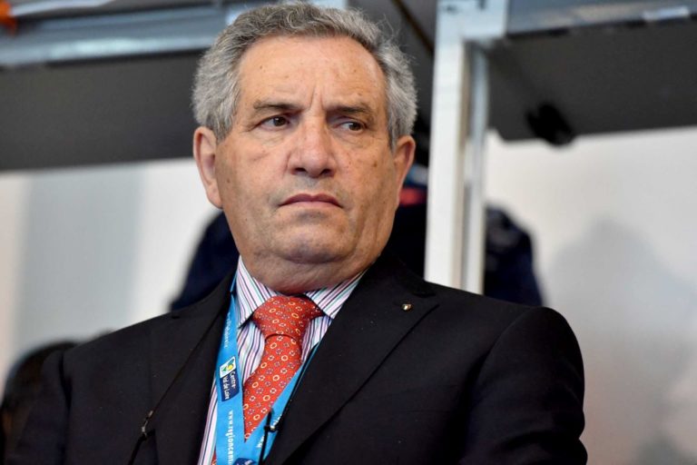 Taglio contributi integrativi, Scarso “Scherma mortificata”