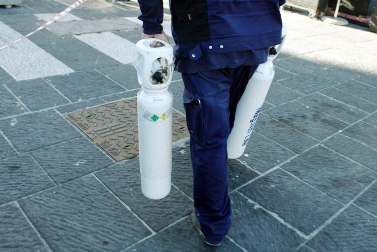 Puglia, ossigeno liquido a domicilio prescritto dai medici di base
