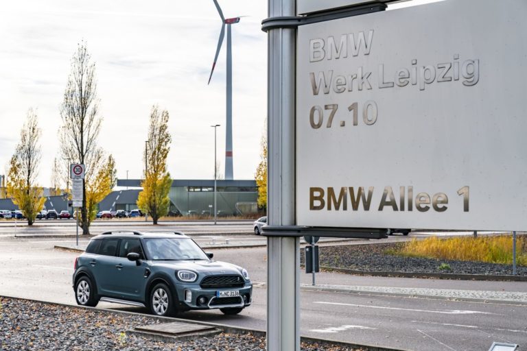 Stabilimento Lipsia si prepara a produzione futuro crossover Mini