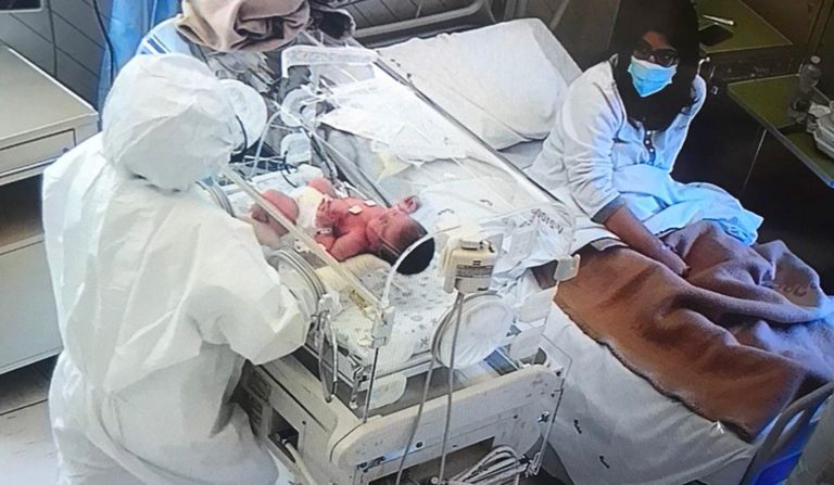 Al Gemelli mamma positiva al Covid e neonata insieme in sicurezza