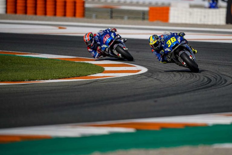 Domenica perfetta a Valencia, Suzuki sogna in grande