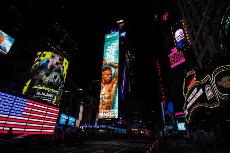 Sfera Ebbasta, “Famoso” conquista classifiche globali Spotify