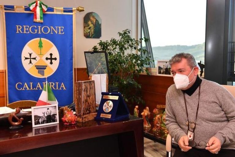 Coronavirus, Spirlì “Chiudere i comuni decisione criminale”