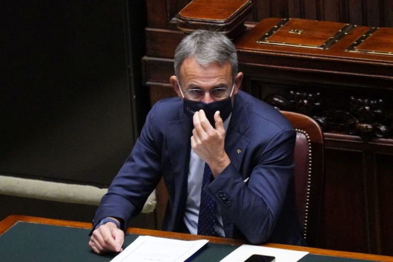 Costa “Attenzione sul fiume Sarno senza precedenti”