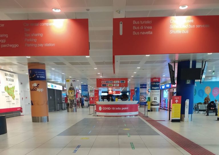 Test rapidi a passeggeri in arrivo all’aeroporto di Palermo