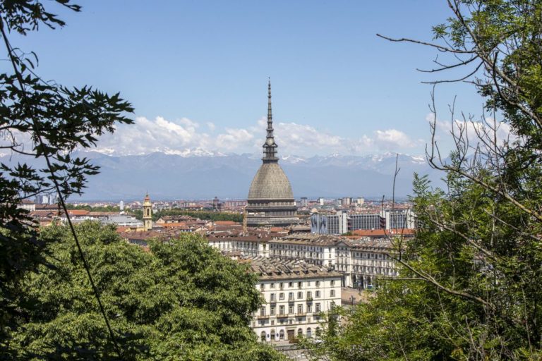 Coronavirus, In Piemonte 1.443 nuovi casi e 59 decessi