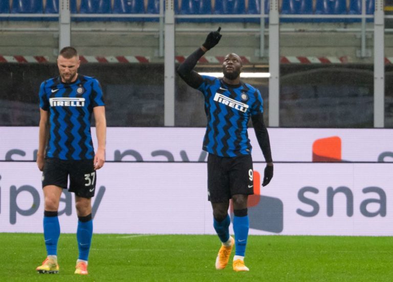 L’Inter e Conte rispondono alle critiche, successo per 3-1 a Cagliari
