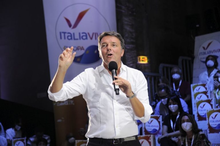 Governo, Renzi “Non penso a farlo cadere, ma diamoci una mossa”