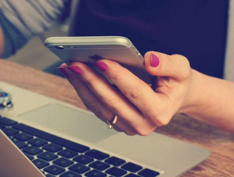 Intesa Sanpaolo, il welfare per l’occupazione al femminile