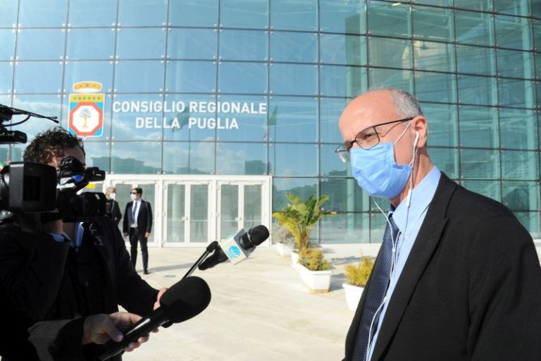 Covid, Lopalco “In Puglia 230 operatori per le prime vaccinazioni”