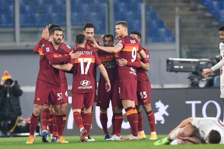 La Roma vince 3-1, notte fonda per il Torino