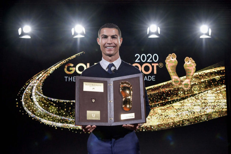 Golden Foot Award a Cristiano Ronaldo “Grande onore”