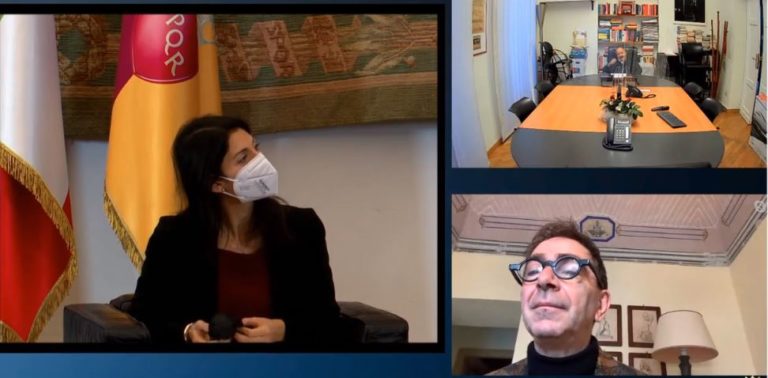 Natale, a Roma musica itinerante per le strade su un bus turistico