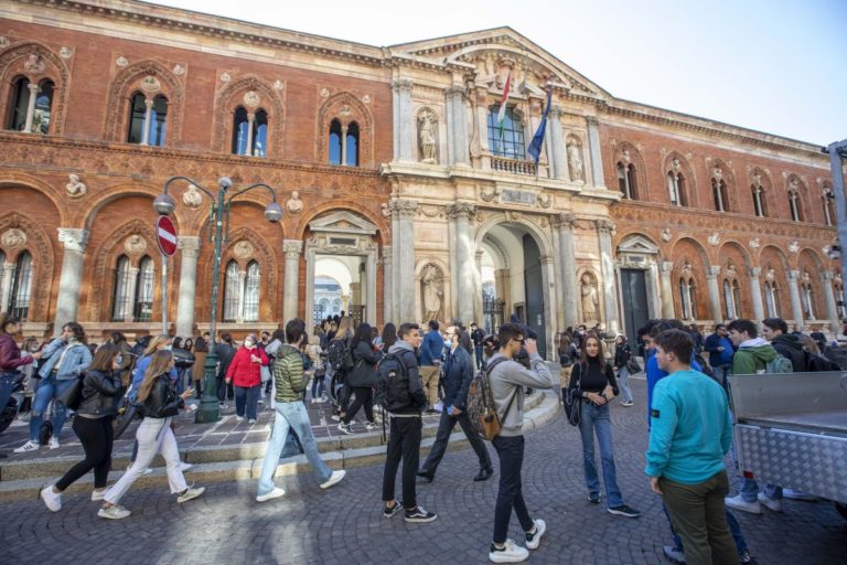 Veneto, fondi per gli affitti a studenti universitari fuori sede