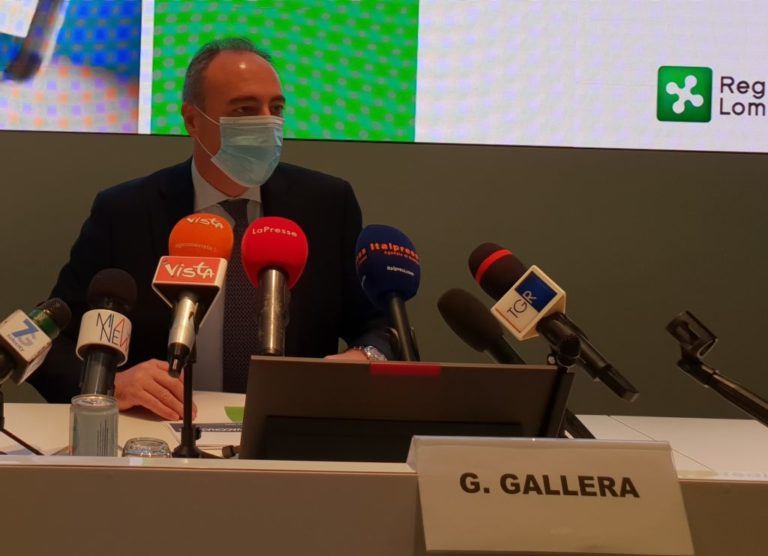 Gallera “Primi a vaccinarsi presidenti ordini medici e virologi”