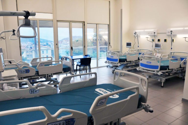 Covid, a Cagliari apre ospedale Binaghi, Solinas “Risultato importante”