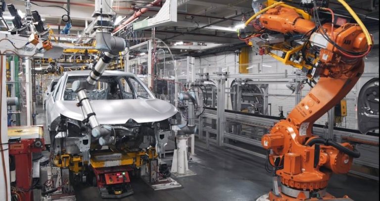 Nuove Citroèn C4 e è-C4 nascono nello stabilimento di Madrid