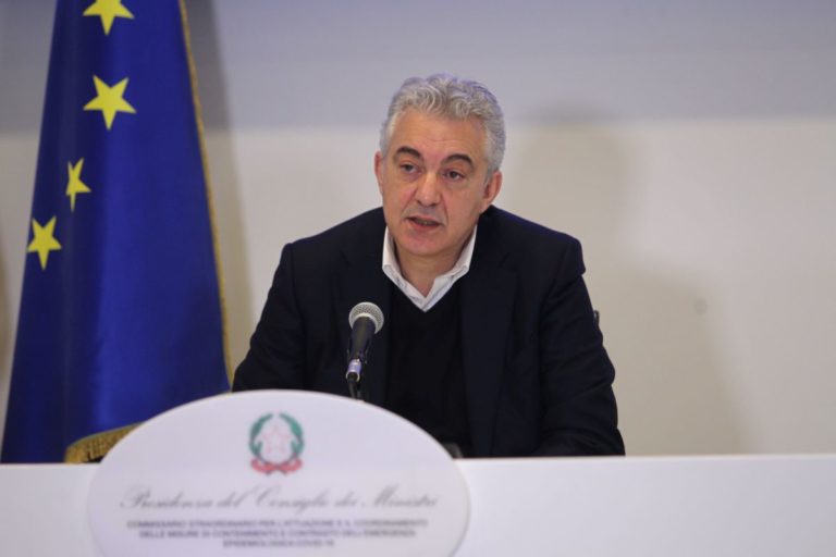 Arcuri “Evitiamo terza ondata e via subito con le vaccinazioni”