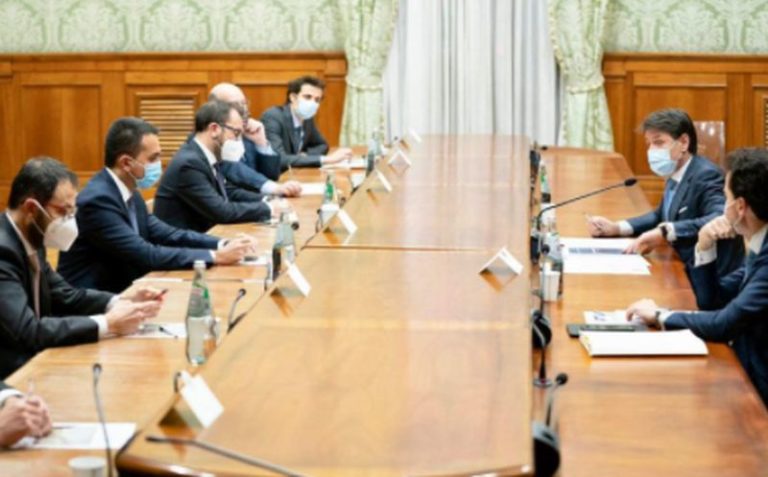 Governo, dopo la verifica M5S e Pd dicono no al rimpasto