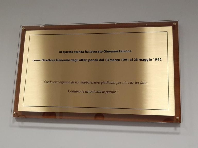 Targa intitolata a Falcone al Ministero della Giustizia