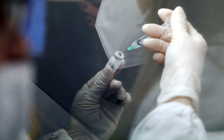 Coronavirus, Zaia “Con tutte le dosi in 4-5 mesi veneti vaccinati”