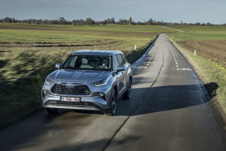 Nuovo Toyota Highlander, a febbraio nelle concessionarie