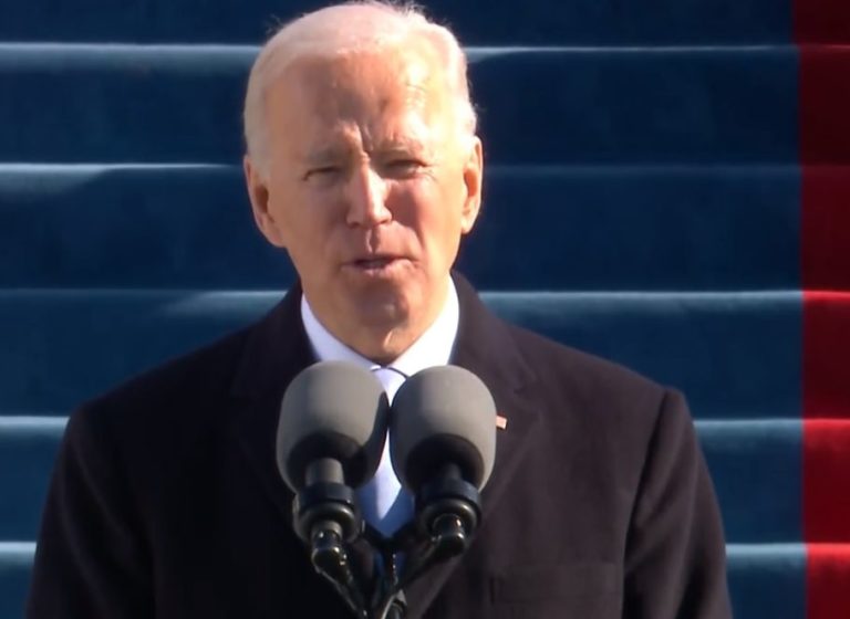 Usa, inizia l’era Biden. “La democrazia va difesa”