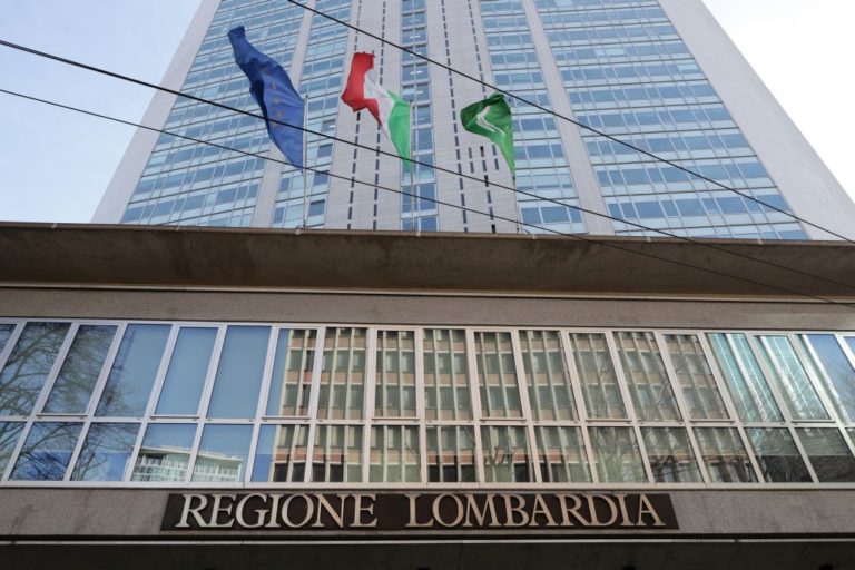Rinvio del Tar Lazio su ricorso per Lombardia rossa