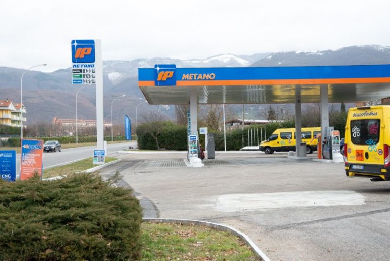 Ip-Snam4Mobility, a Rieti la 1^ stazione di rifornimento a gas naturale