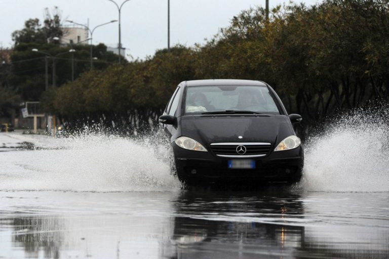 Liguria, inviato ai comuni aggiornamento Libro Blu su allerte meteo