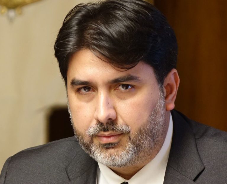 Solinas “Governo riclassifichi la Sardegna in zona gialla”