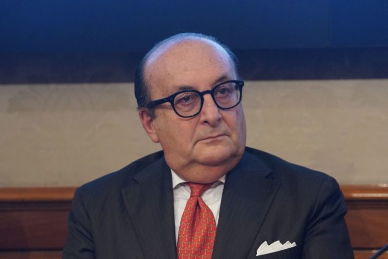 Vitali ci ripensa “Nessun appoggio al Conte ter”