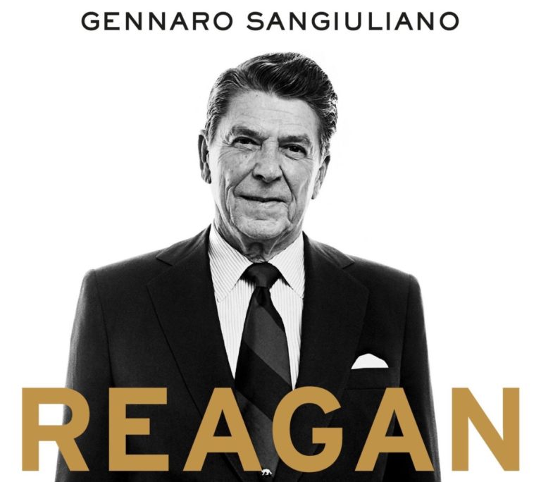 Reagan, il presidente che cambiò gli Usa in una biografia di Sangiuliano