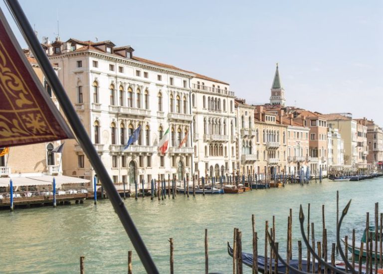 Venezia, boom di richieste per i palazzi storici sul Canal Grande