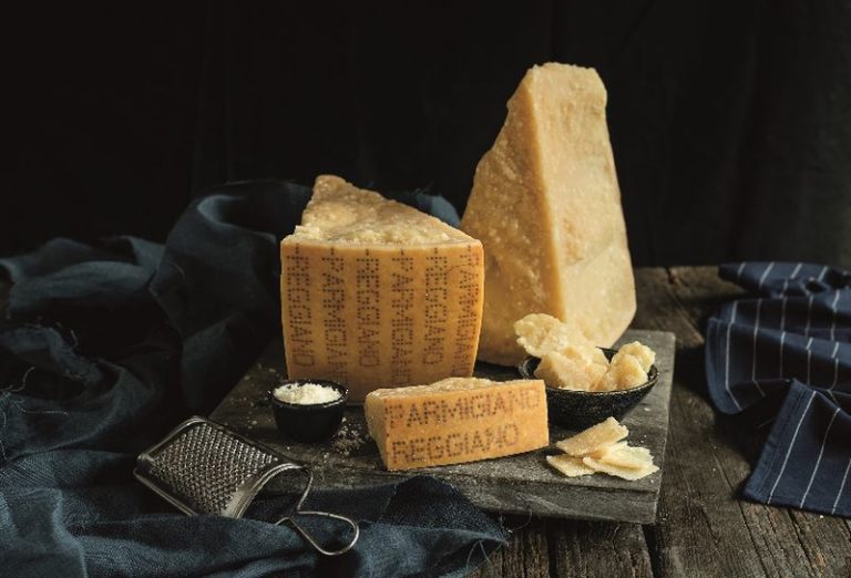 Con lunga stagionatura Parmigiano Reggiano fonte di selenio