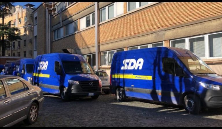 Vaccino, 1.600 dosi di Moderna consegnate da Sda in Basilicata