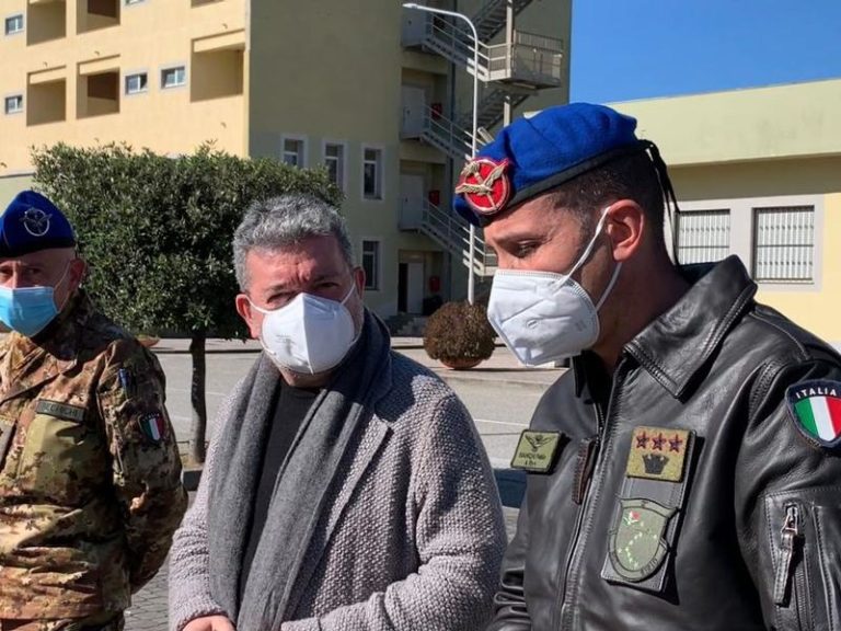 Spirlì al II reggimento Aves Sirio “Angeli custodi della Calabria”