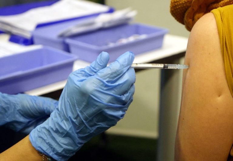 Vaccino, Giani “Mesi estivi per raggiungere immunità di gregge”