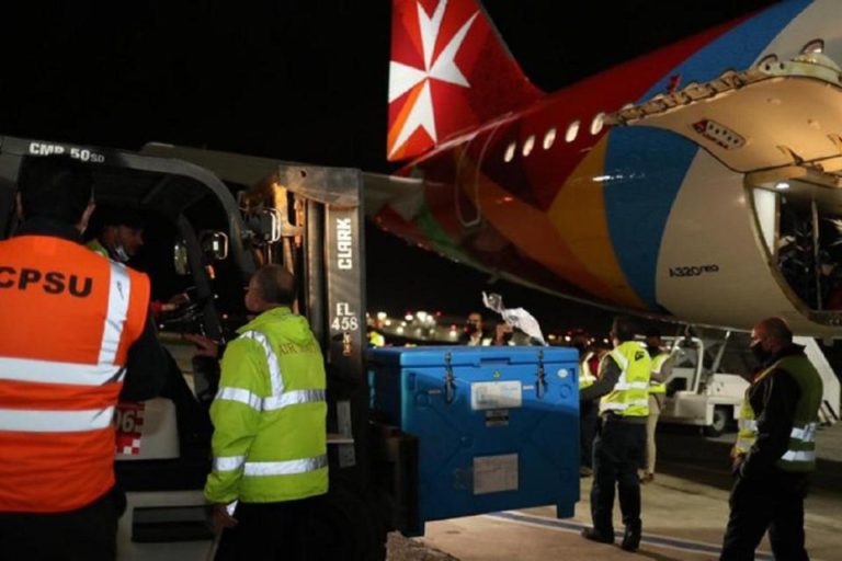 Malta, the first consignment of AstraZeneca vaccine under investigation