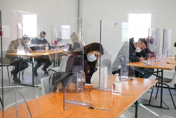 Varianti Covid, Piemonte aumenta controlli su rientri dall’estero