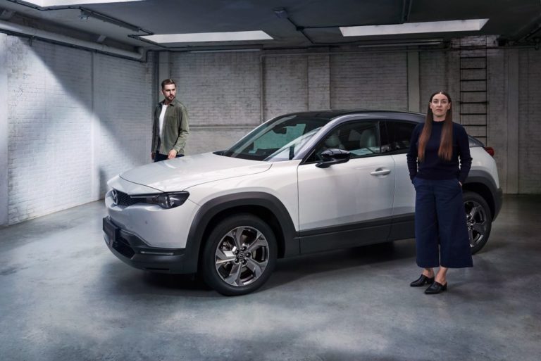 Mazda MX-30 all’esame di chi crea prodotti di nuova generazione