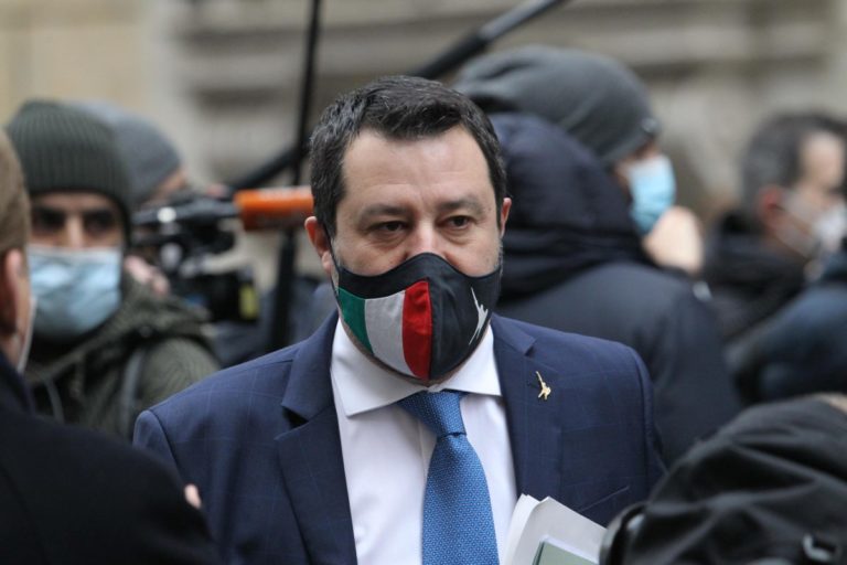 Salvini “Vogliamo l’Europa del benessere, non dell’austerità”