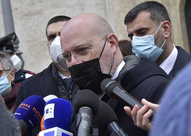 Bonaccini firma ordinanza, da lunedì Romagna in zona rossa