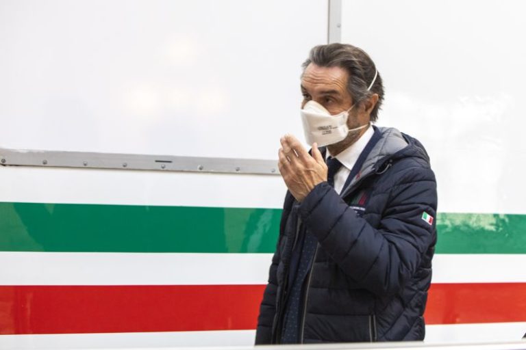 Fontana “Ricandidarmi? Penso solo a sconfiggere il virus”